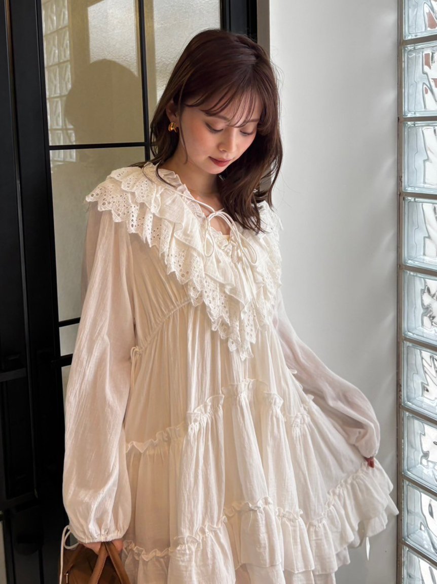 TOMORROWLAND｜メッシュベロアエンブロイダリー ラッフルカフス