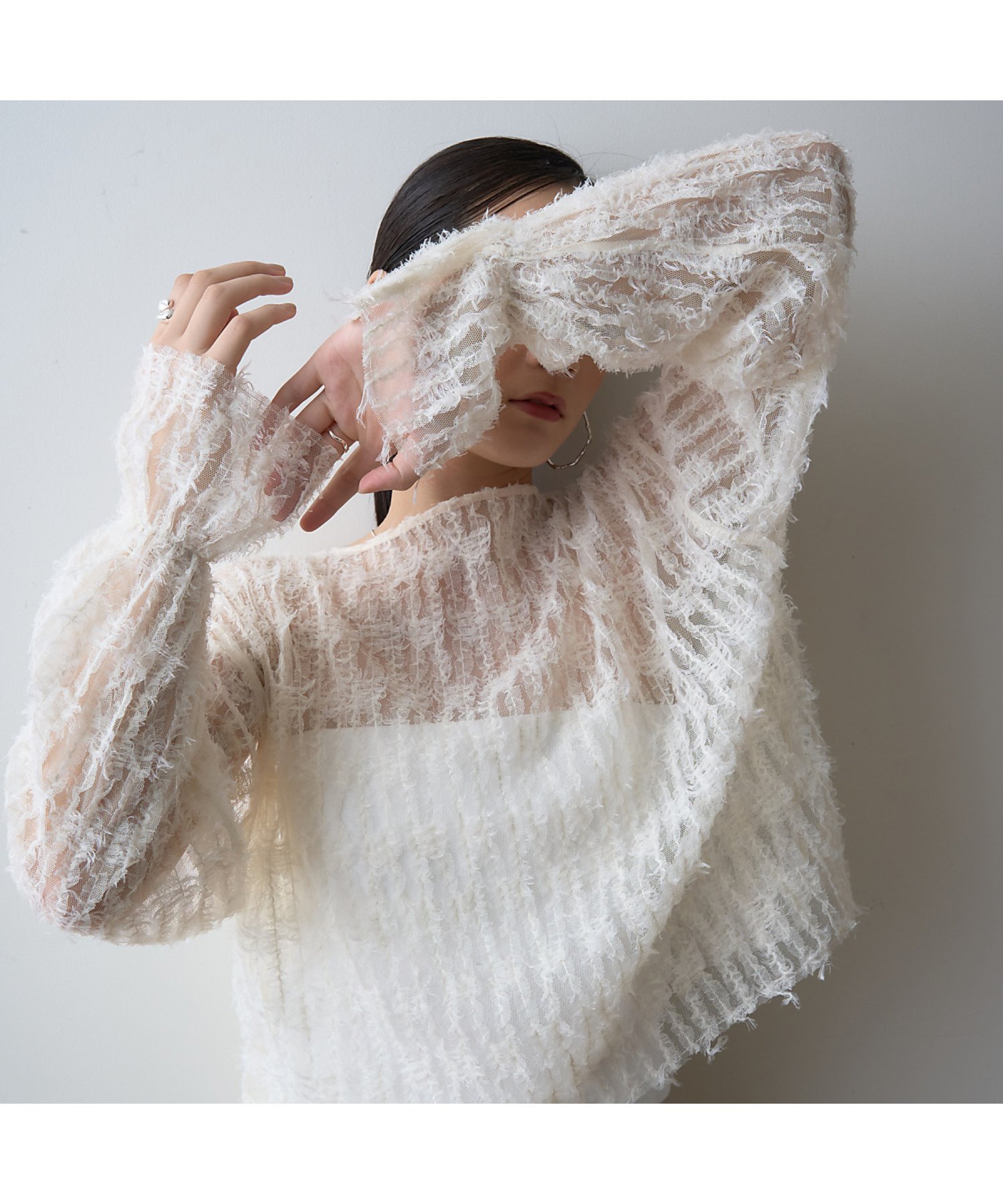 Rouge vif la cle｜【一部店舗限定】フェザーチュールブラウス