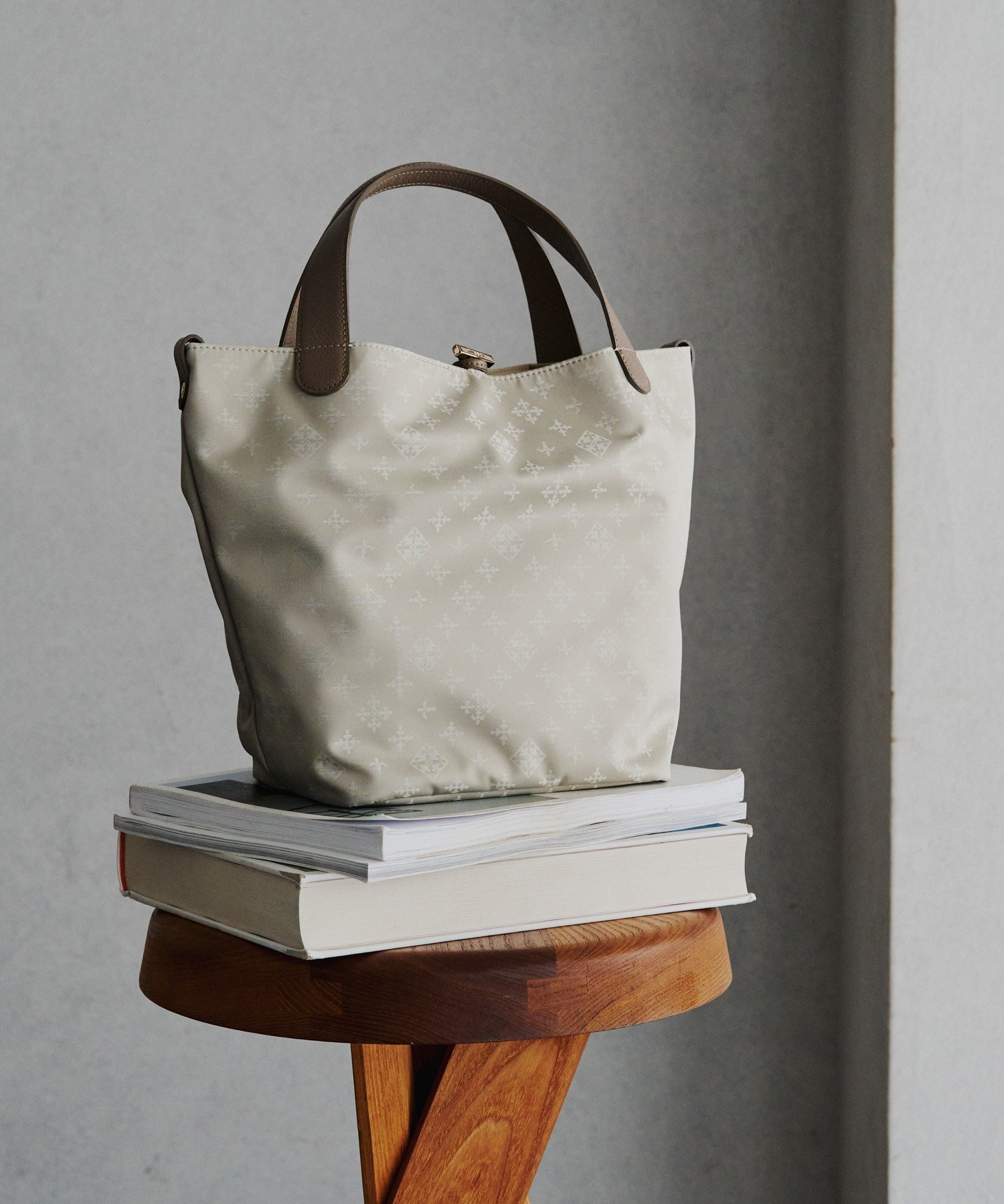 russet｜ナイロンジャガード2WAYミニトートバッグ | Rakuten Fashion