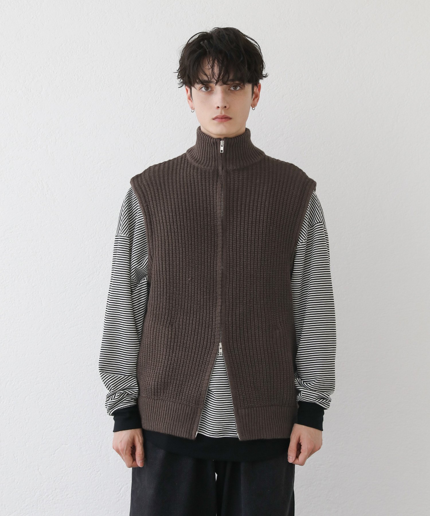THE CASUAL｜ダブルジップ畦編みドライバーズニットベストジップベスト