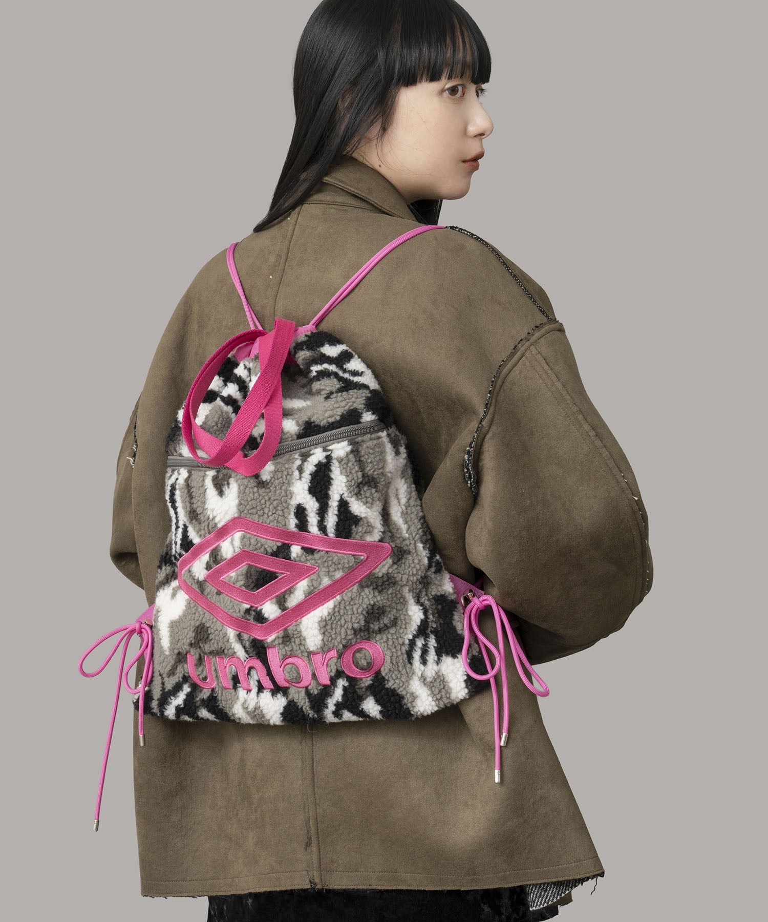 CASSELINI｜[UMBRO * Casselini]フェイクボアナップサック | Rakuten