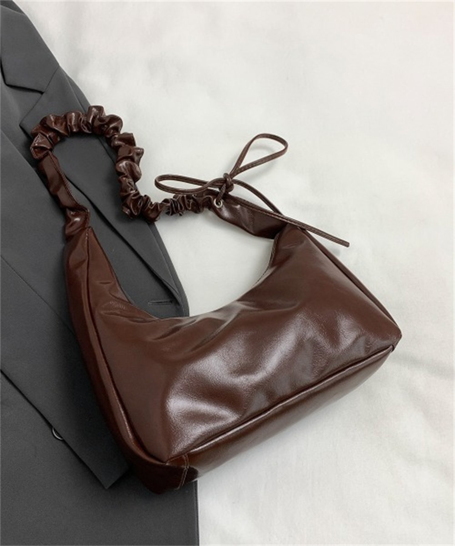 DIAVEL｜2WAYギャザーショルダーバッグ | Rakuten Fashion(楽天