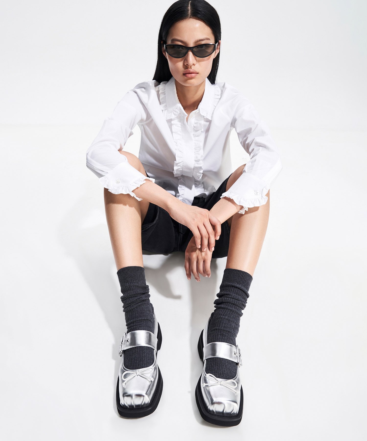 CHARLES & KEITH｜スクエアトゥ ボウバックルメリージェーン 【再入荷