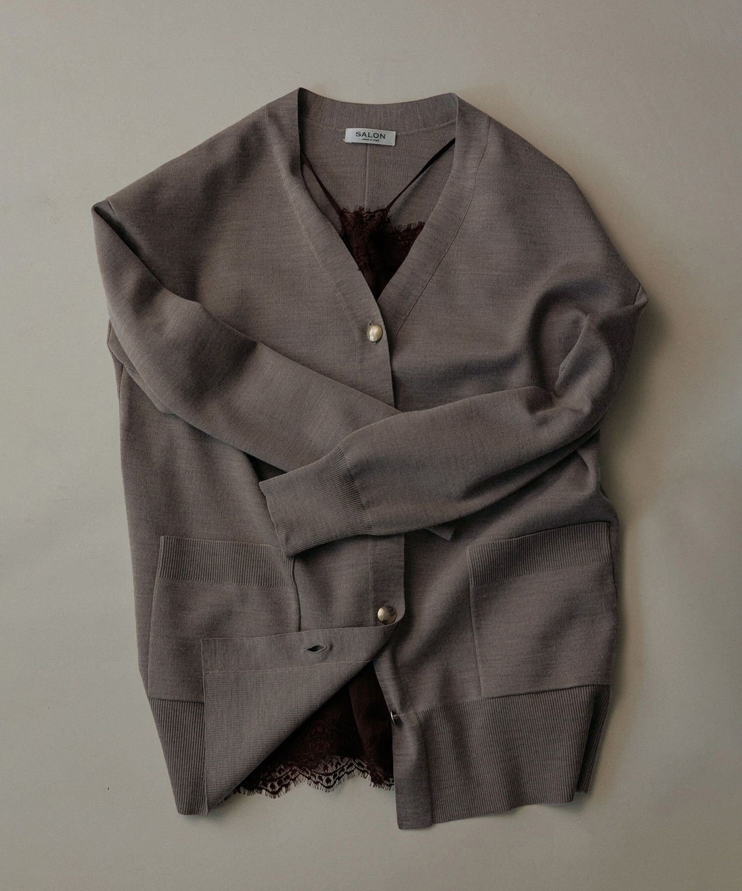 SALON adam et rope'｜ウールVネック金ボタンカーディガン | Rakuten