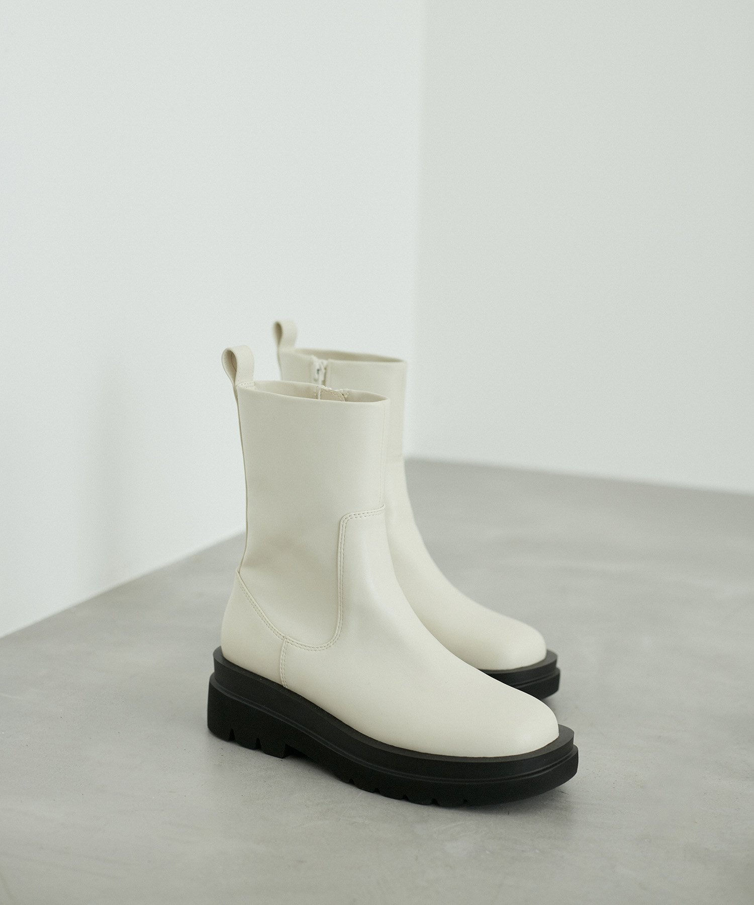 ADAM ET ROPE'｜トラックソールストレッチブーツ | Rakuten Fashion