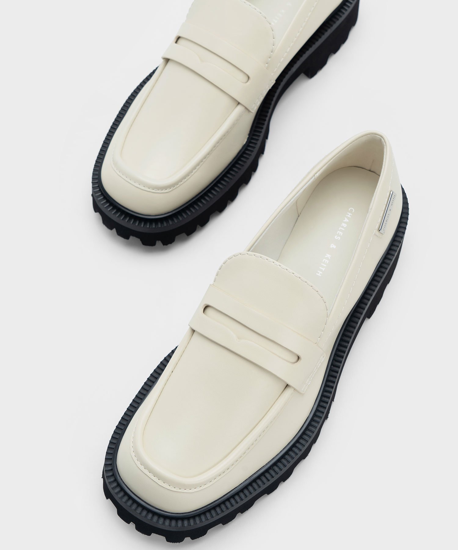 CHARLES & KEITH｜カバードリッジソール ローファー | Rakuten Fashion