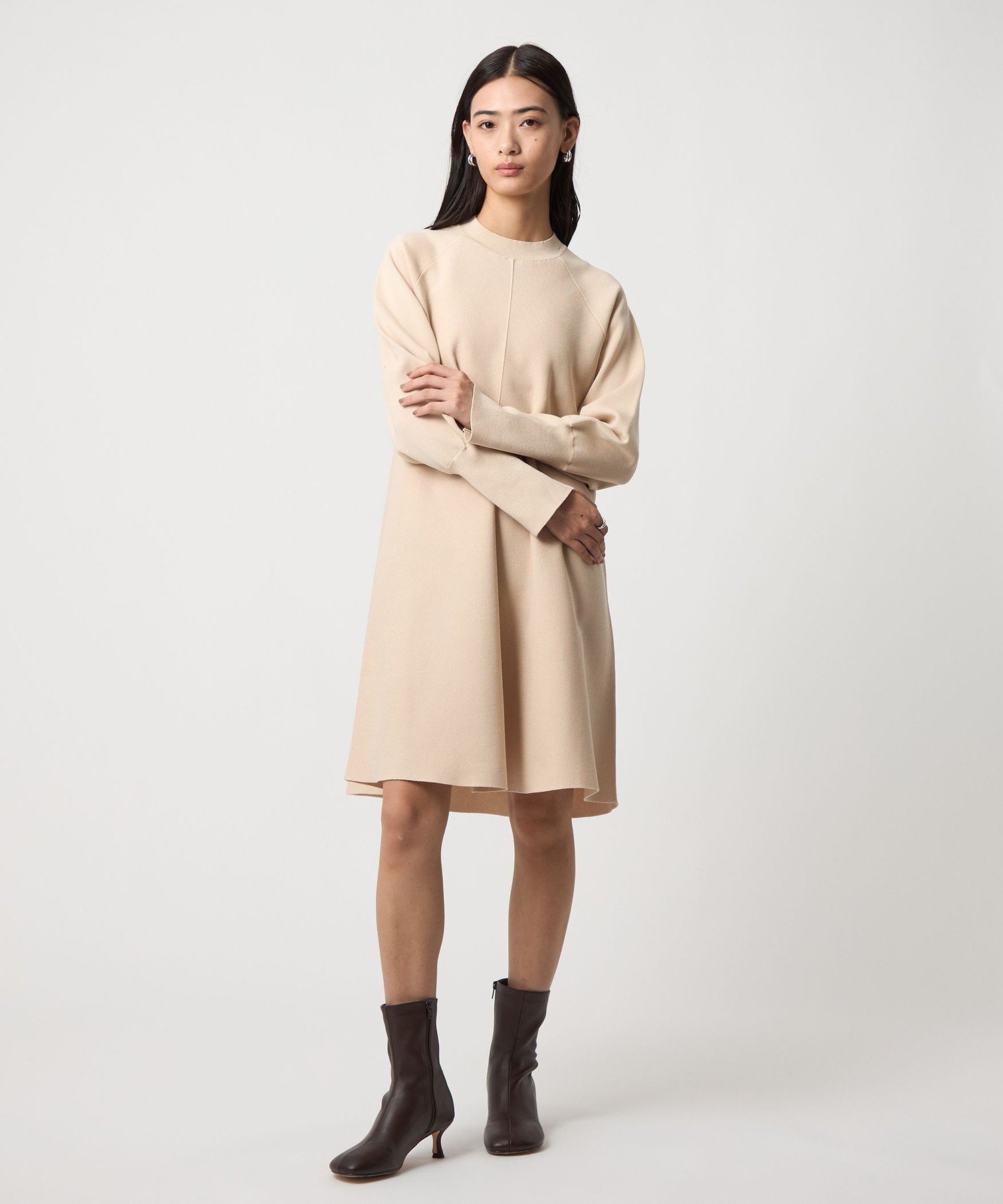 ◎新品タグ付◎エメルリファインズ◎クルーネック ミニ フレア ワンピース EMMEL REFINES（エメルリファインズ）の「＜EMMEL REFINES＞ EM HW