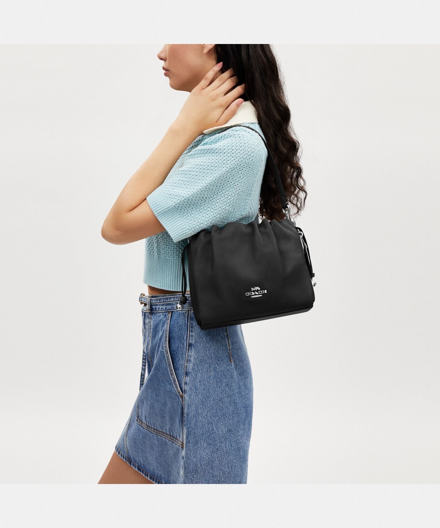 COACH OUTLET｜【公式】フェイ ドローストリング バッグ | Rakuten