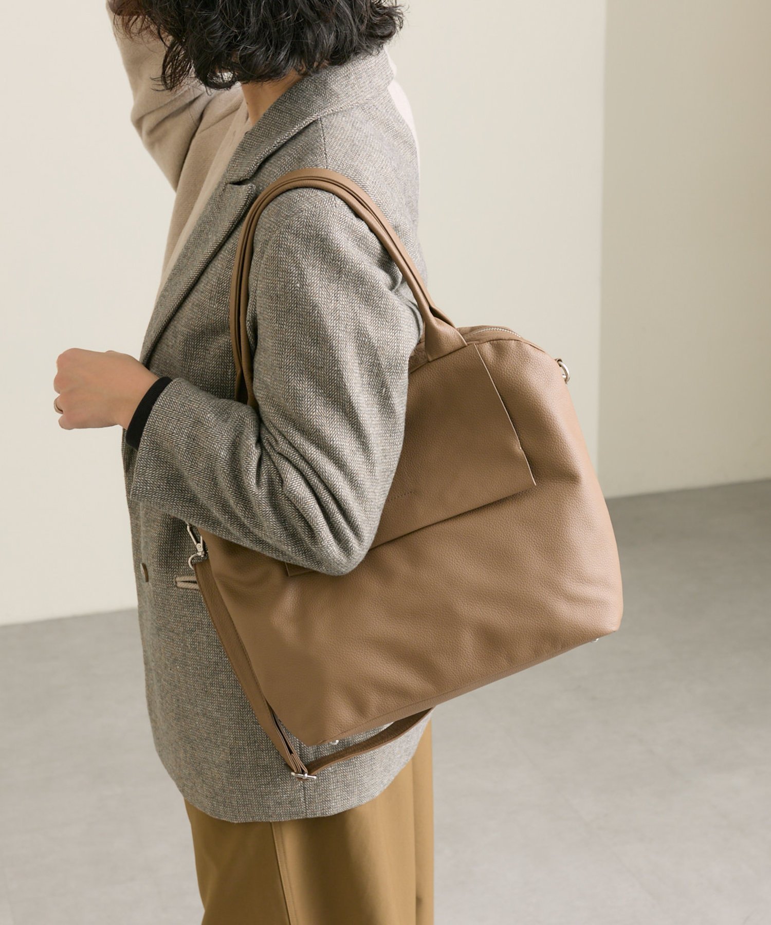 ear PAPILLONNER｜《通勤におすすめ!/A4サイズ対応》レザーフラップ