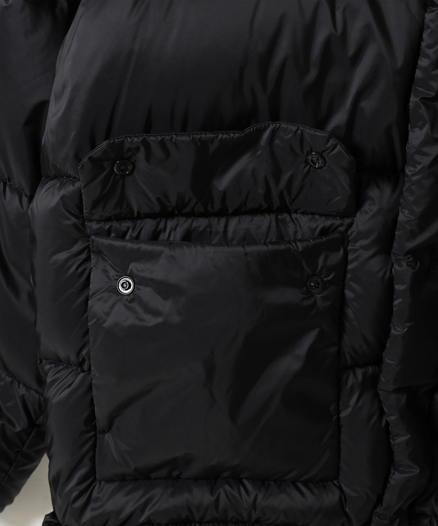 B:MING LIFE STORE by BEAMS｜【別注】TAION / ダウン フーディー