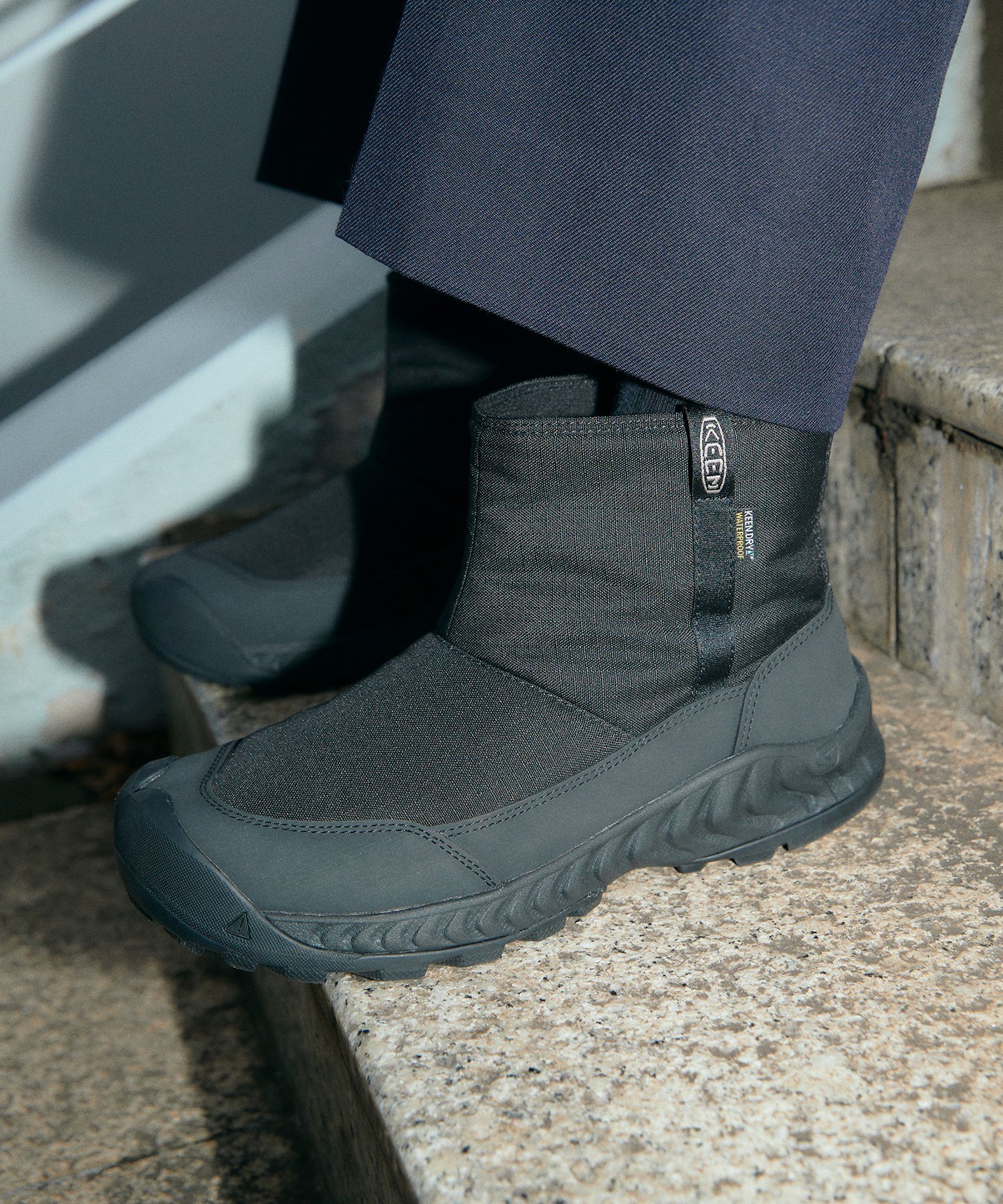 KEEN｜MEN HOOD NXIS PULL ON WP メンズ フッド ネクシス プル オン WP