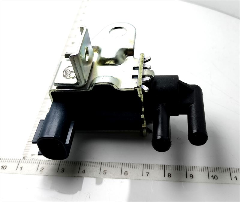 楽天市場】ジムニーJA11のソレノイドバルブ 18117-82c00 スズキ純正