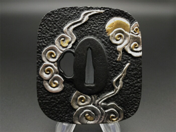 楽天市場】刀鍔 雲月の図 銅製 絵金銀 日本刀装具 刀の鍔 刀剣美術 武