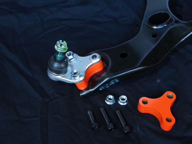 楽天市場】30ヴェルファイア フロントロアアームアジャスター