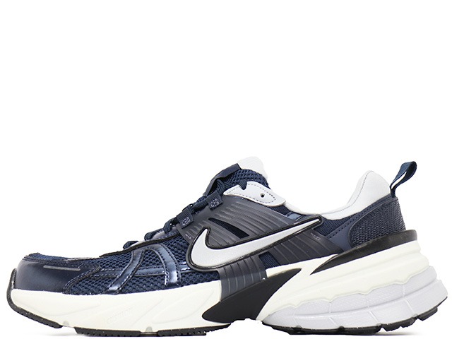 楽天市場】NIKE V2K RUN HJ4497-400ナイキ V2K ラン サミット