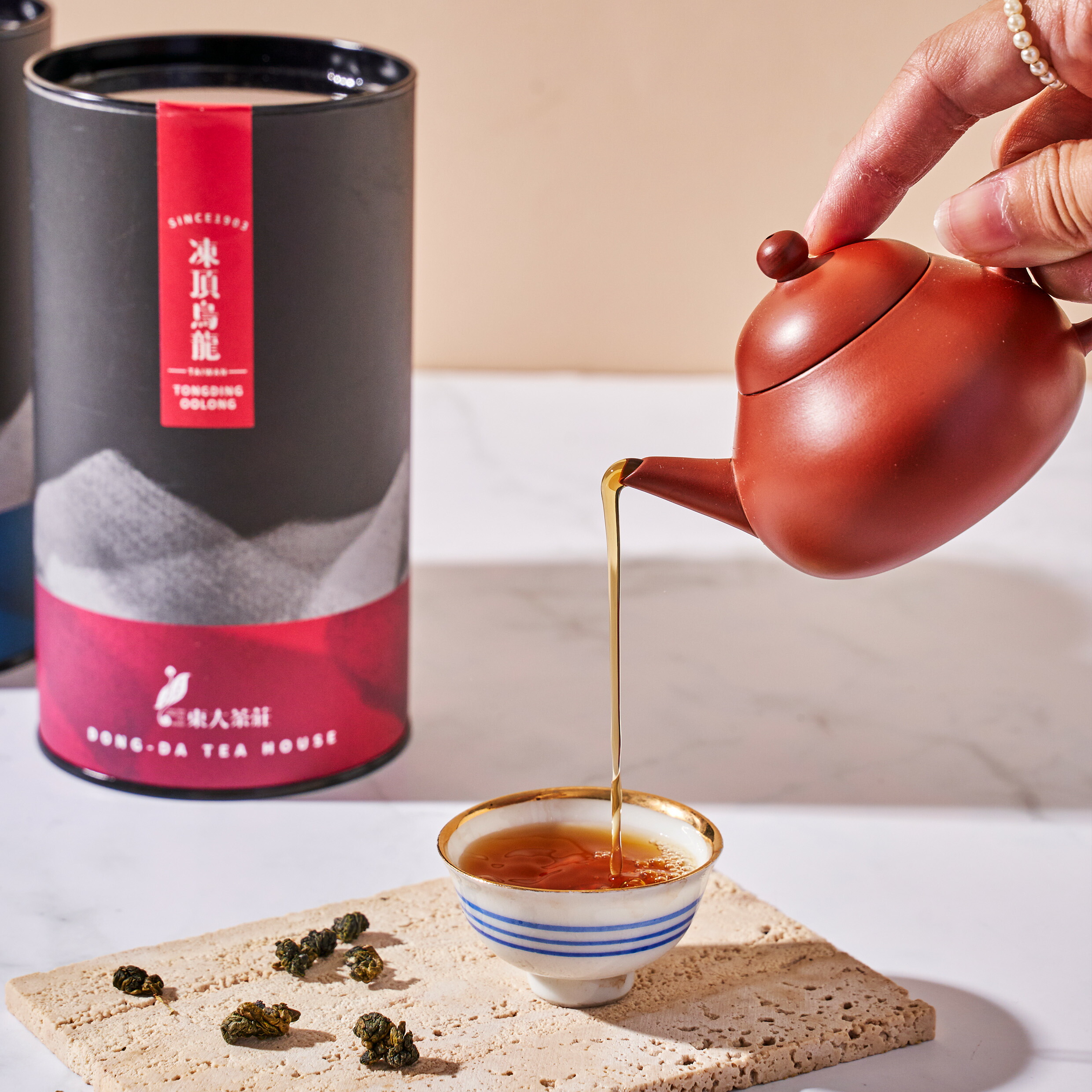 楽天市場】高山金萱茶 凍頂烏龍茶 150g/缶 手摘み高冷茶 烏龍茶