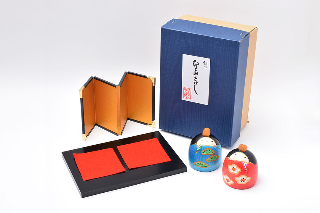 楽天市場】【送料無料】 おひな様「笑い雛セット」 卯三郎こけし 木製