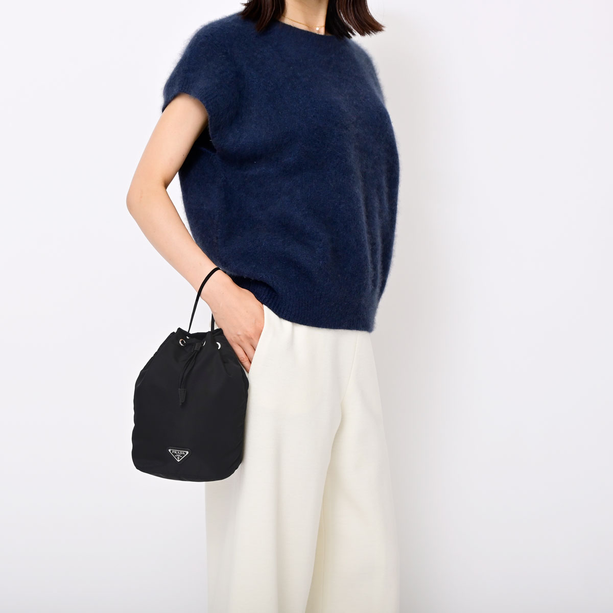 楽天市場】【ショッパー付】PRADA プラダ 正規品 巾着バック Re Nylon