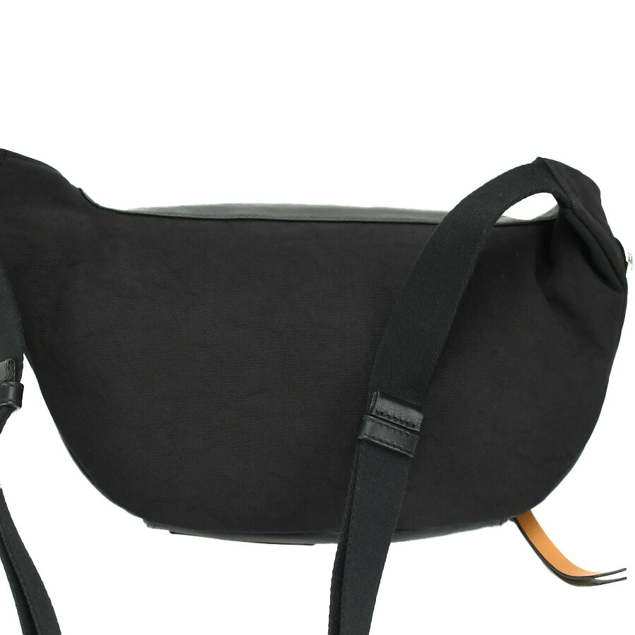 Ytms】 LOEWE ロエベ ボディバッグBUMBAG PUFFY Ytms】 LOEWE ロエベ