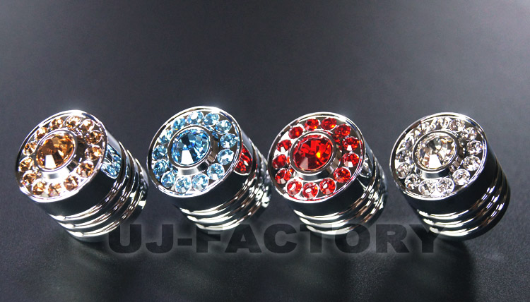 楽天市場】【正規品】MOMO ステアリング DRIFT（ドリフト） ブラック