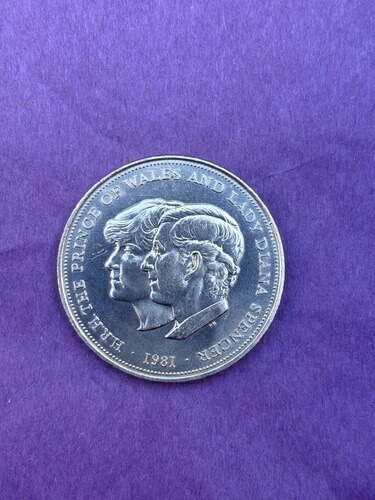 チャールズ ダイアナ」の人気商品一覧 | 安い商品を通販サイトから探す