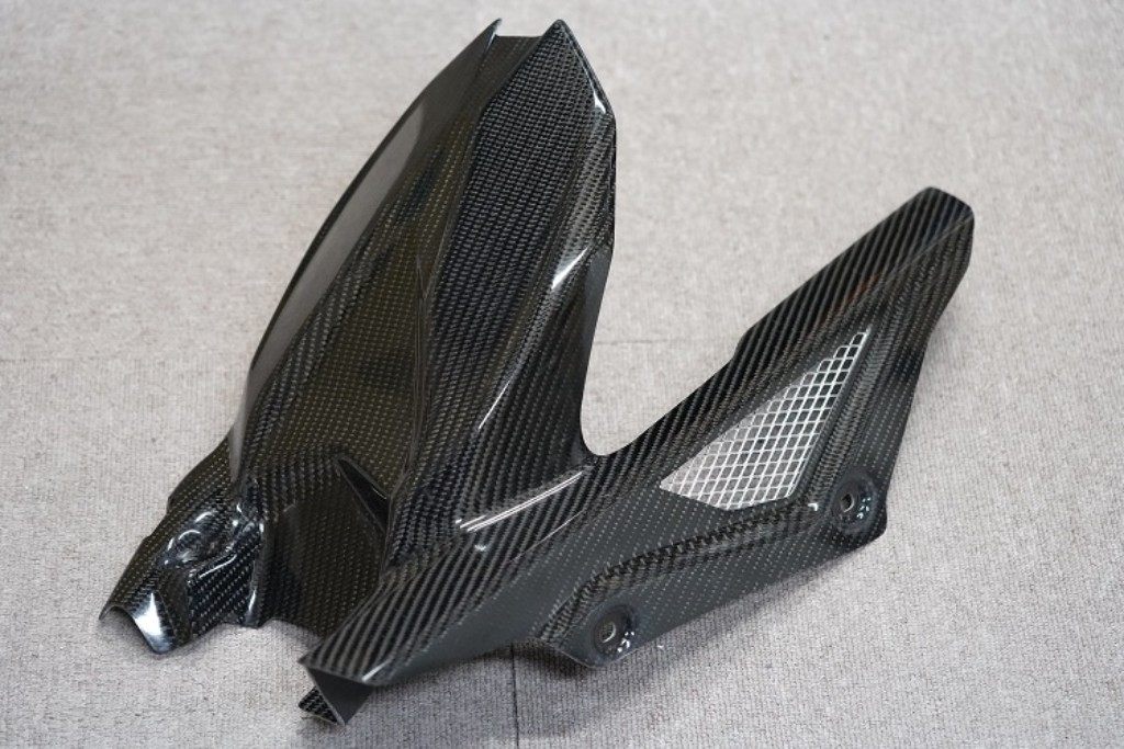 楽天市場】EIGHT(才谷屋) エイト(サイタニヤ) リアフェンダー ZX-4R ZX