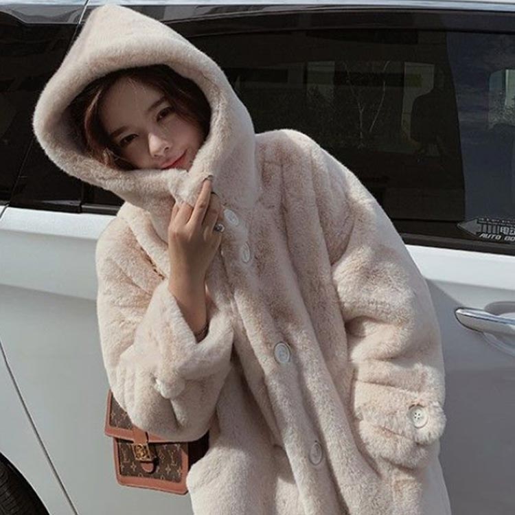 楽天市場】ボリュームファーコート ロング丈 もふもふ ボリューム