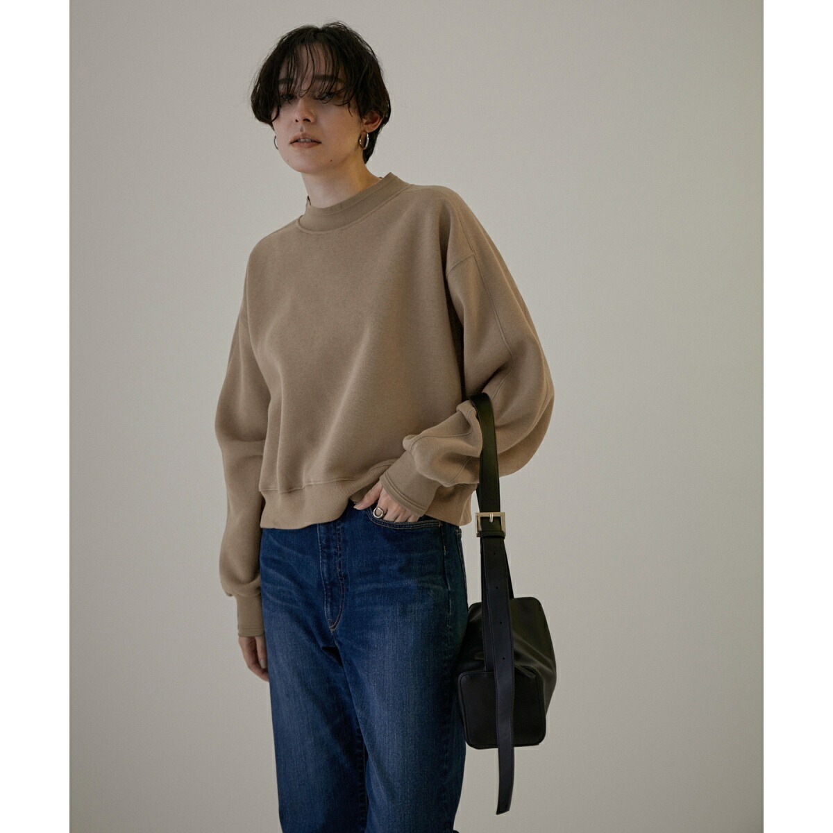 楽天市場】【WEB限定】クロップドスウェットプルオーバー／サロン