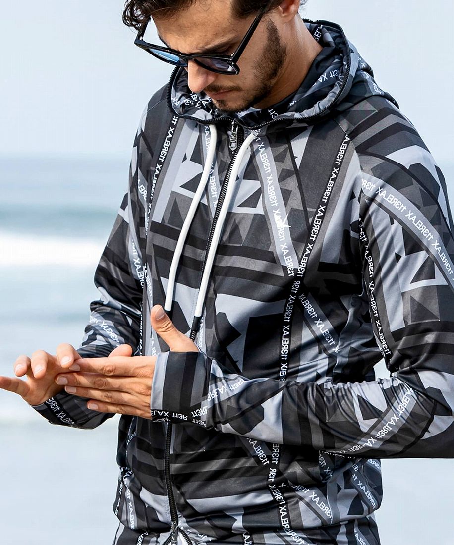 1PIU1UGUALE3 RELAX ジオメトリックラッシュガードパーカー／ウノピゥ