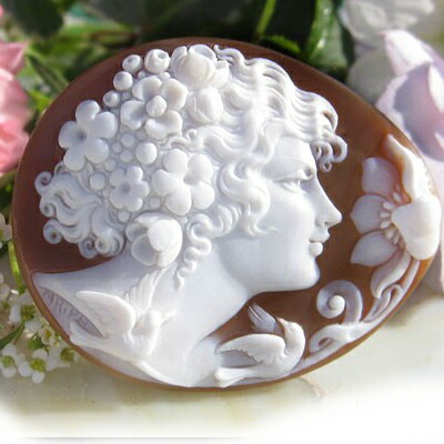 ◇おまとめ◇シェルカメオ【図柄サイズ色々MIX 】ルース 約135.85g