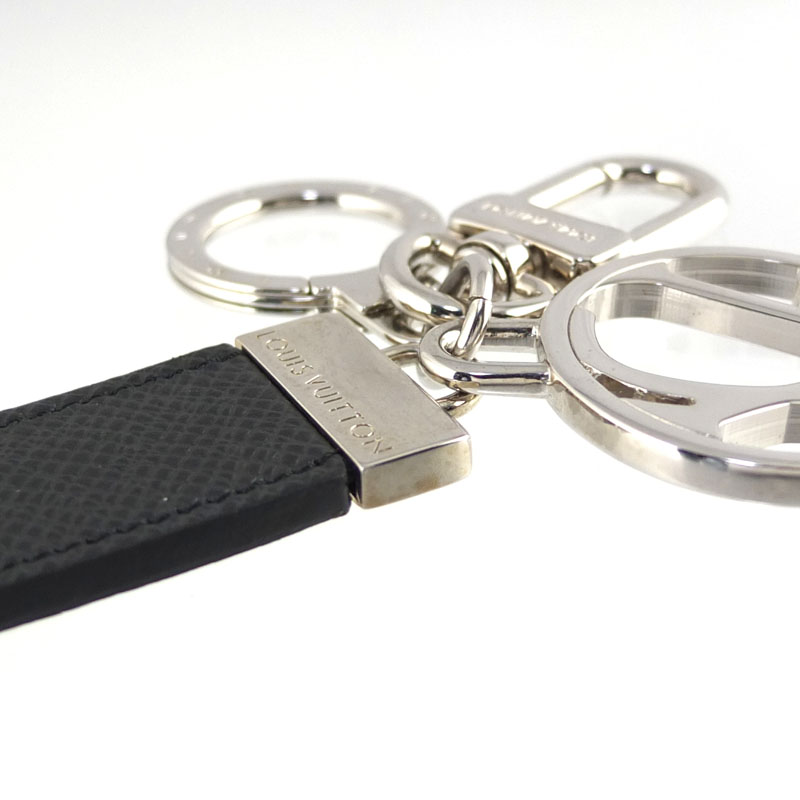 ルイヴィトン LV モノグラム キーリング キーホルダー グレー 近年