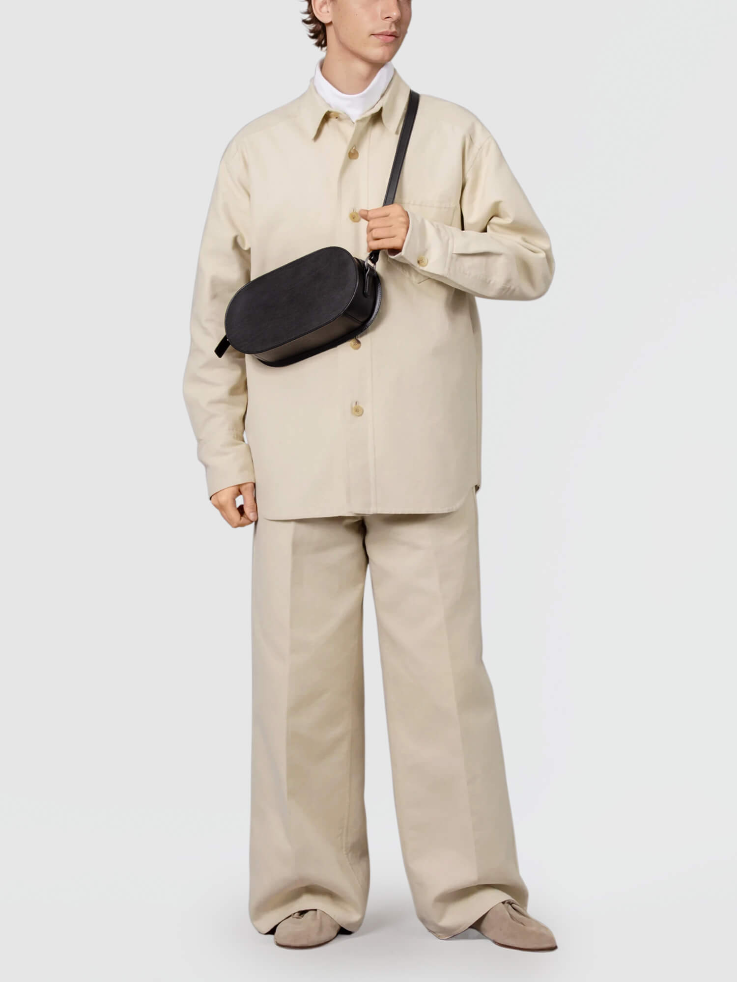 ブラックヌメ オーバルショルダー – ショルダーバッグ – 土屋鞄製造所