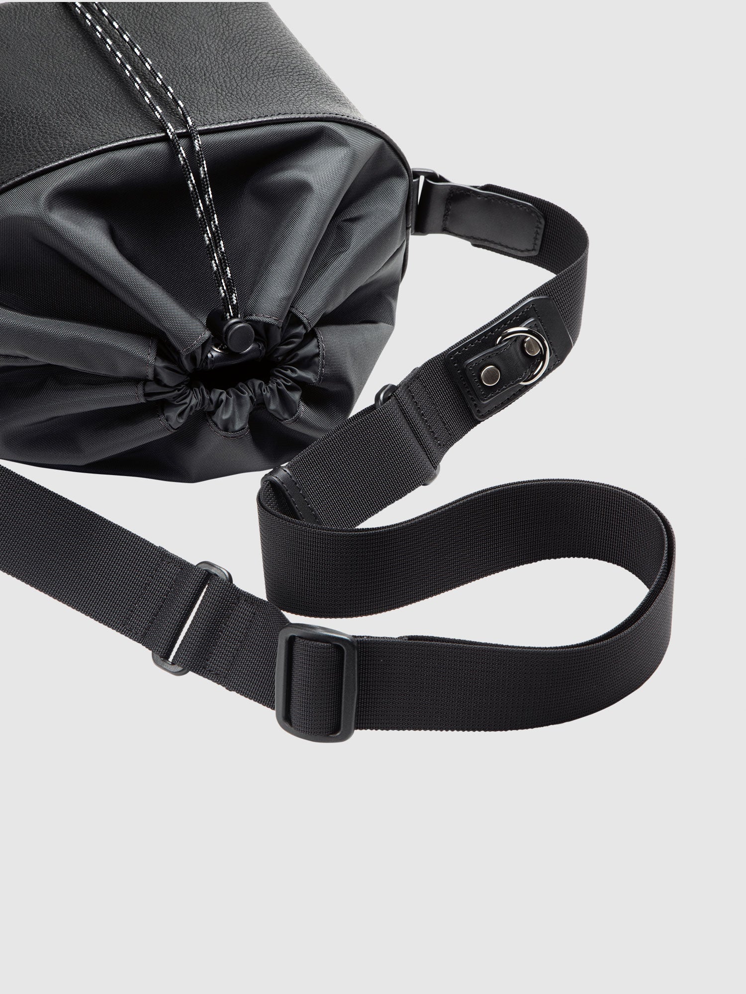 ザ・シーンズ カメラバッグ – ショルダーバッグ – 土屋鞄製造所