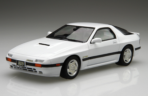 ID29 1/24 マツダ サバンナ RX-7 FC3S '85【046167:4968728046822