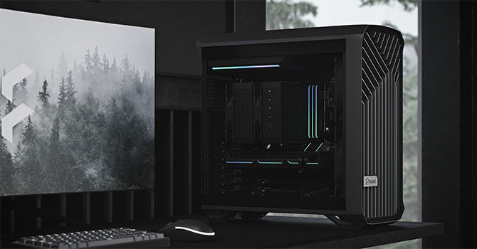 Fractal Design Torrent Compact RGB TG Light Tint Review | TechPowerUp