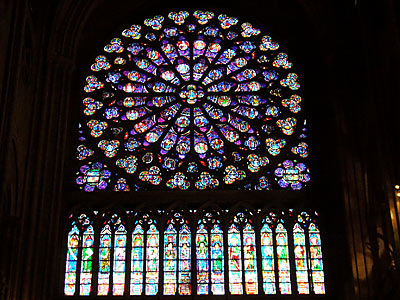 南側のバラ窓 ノートルダム大聖堂 パリの写真