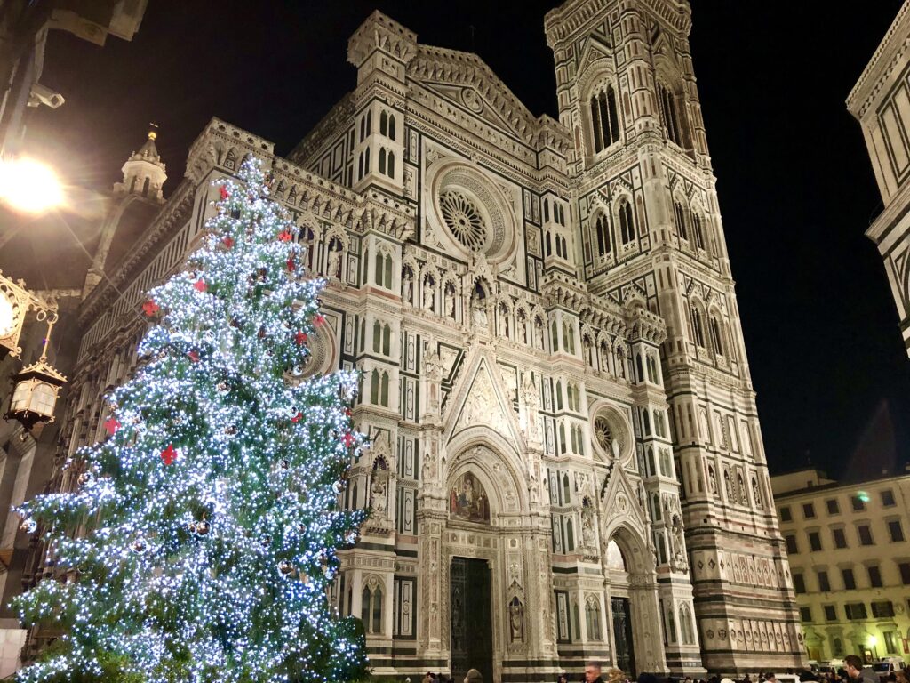 フィレンツェ観光 ルネサンス時代の傑作建築・美術・芸術がそこには
