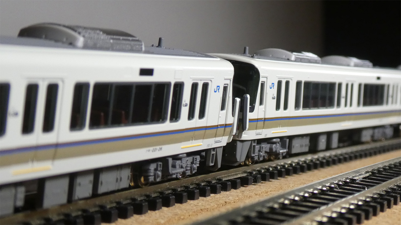 221系 直通快速（おおさか東線経由 大阪行） | Try Widely