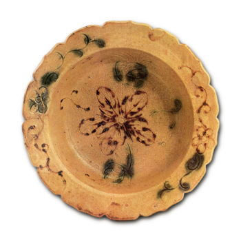 黄瀬戸 花文 輪花 鉢 | 鶴田 純久の章 お話