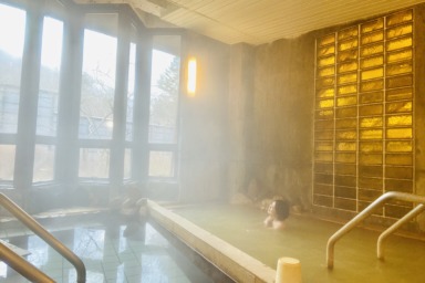 増富温泉 不老閣宿泊記｜炭酸泉放射能泉…希少な湯を湯浴みしてからだ