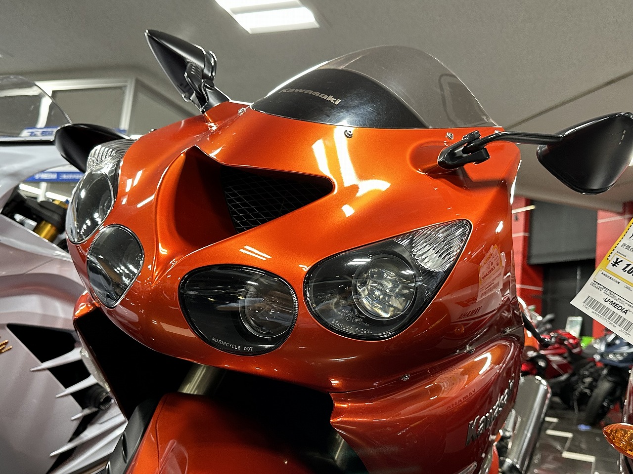 メガスポーツツアラー！ZZR1400、ZX14Rが入荷しました！！ [最新情報