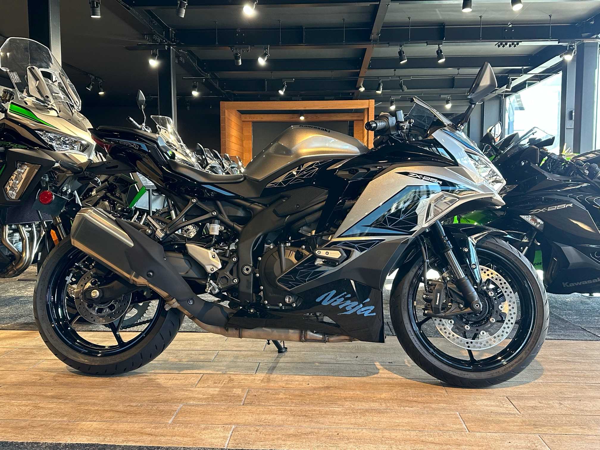 2024年モデル「Ninja ZX-25R SE」のご紹介です！ [最新情報] | U-MEDIA