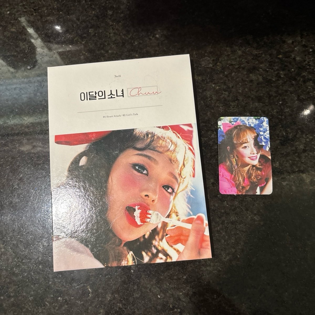 LOONA's CHUU Solo Debut Album / Heart Attack | Mercari