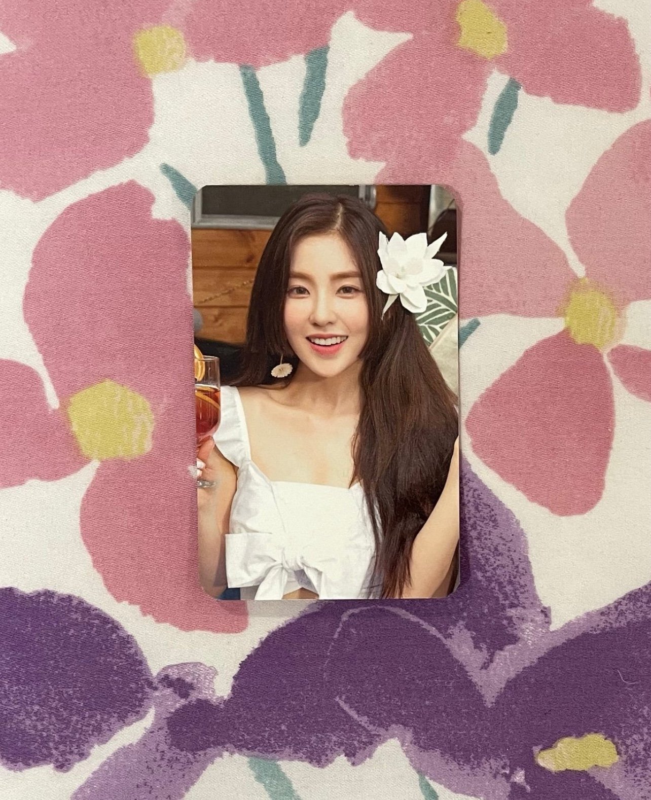 Red Velvet Irene Pantone Passport Rare | Mercari