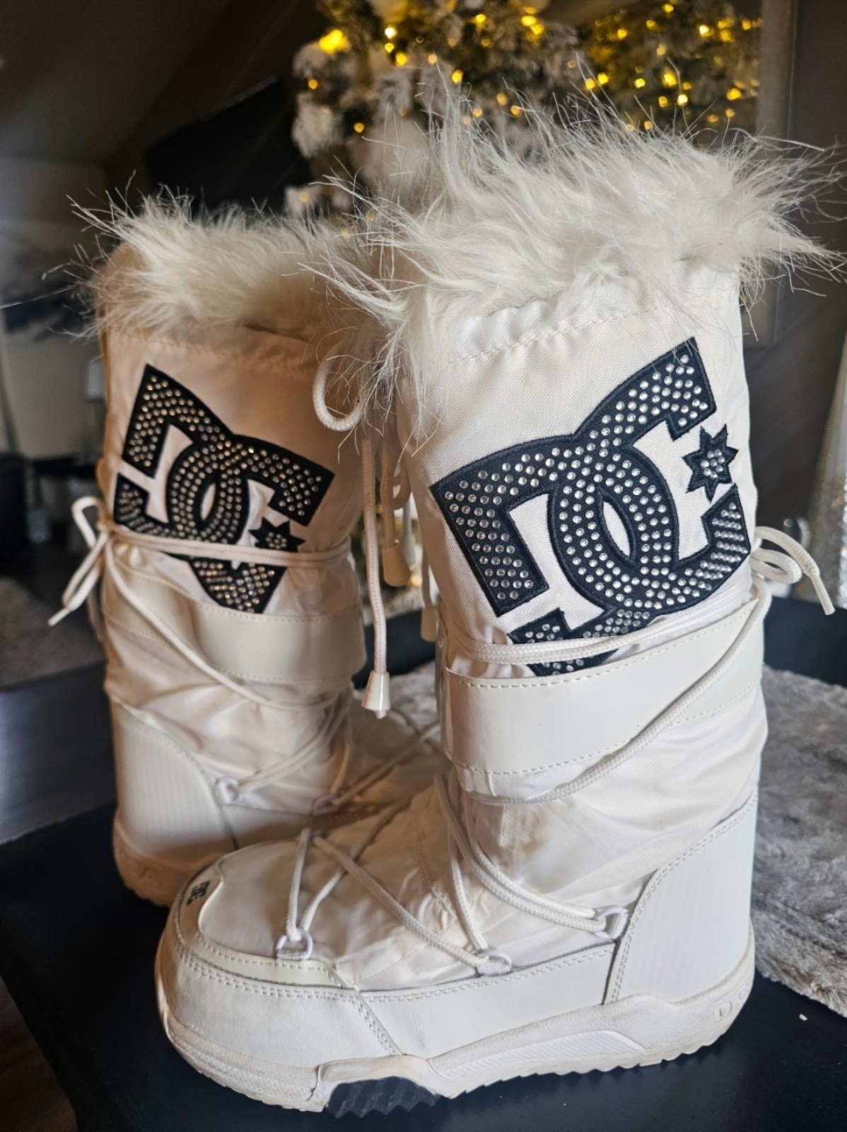 White DC Chalet Fur Boots RARE DC Shoes | Mercari