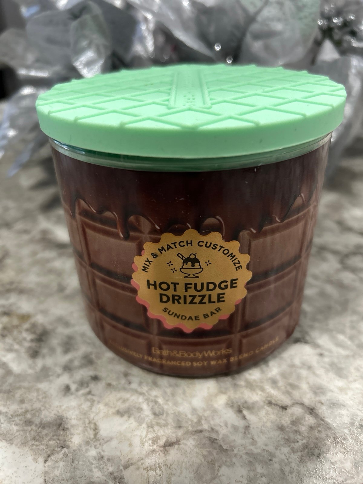 Hot fudge drizzle 3 wick Bath and Body Works | Mercari