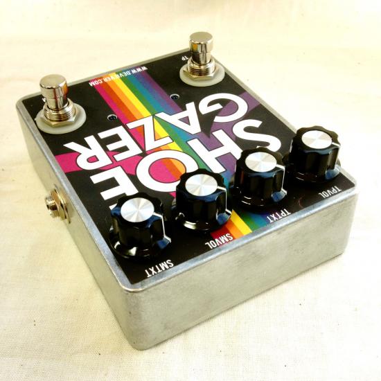 轟音、ノイジー、 ウルトラハイゲイン、Devi Ever Fx ファズペダル