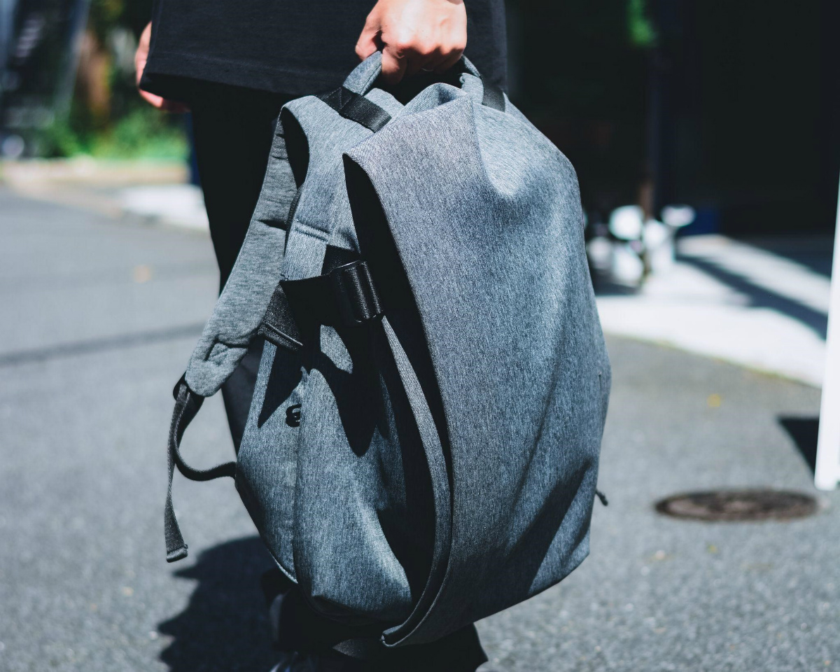 不朽の名作「ISAR」 | アウトドア・キャンプ用品の通販 UNBY ONLINE STORE