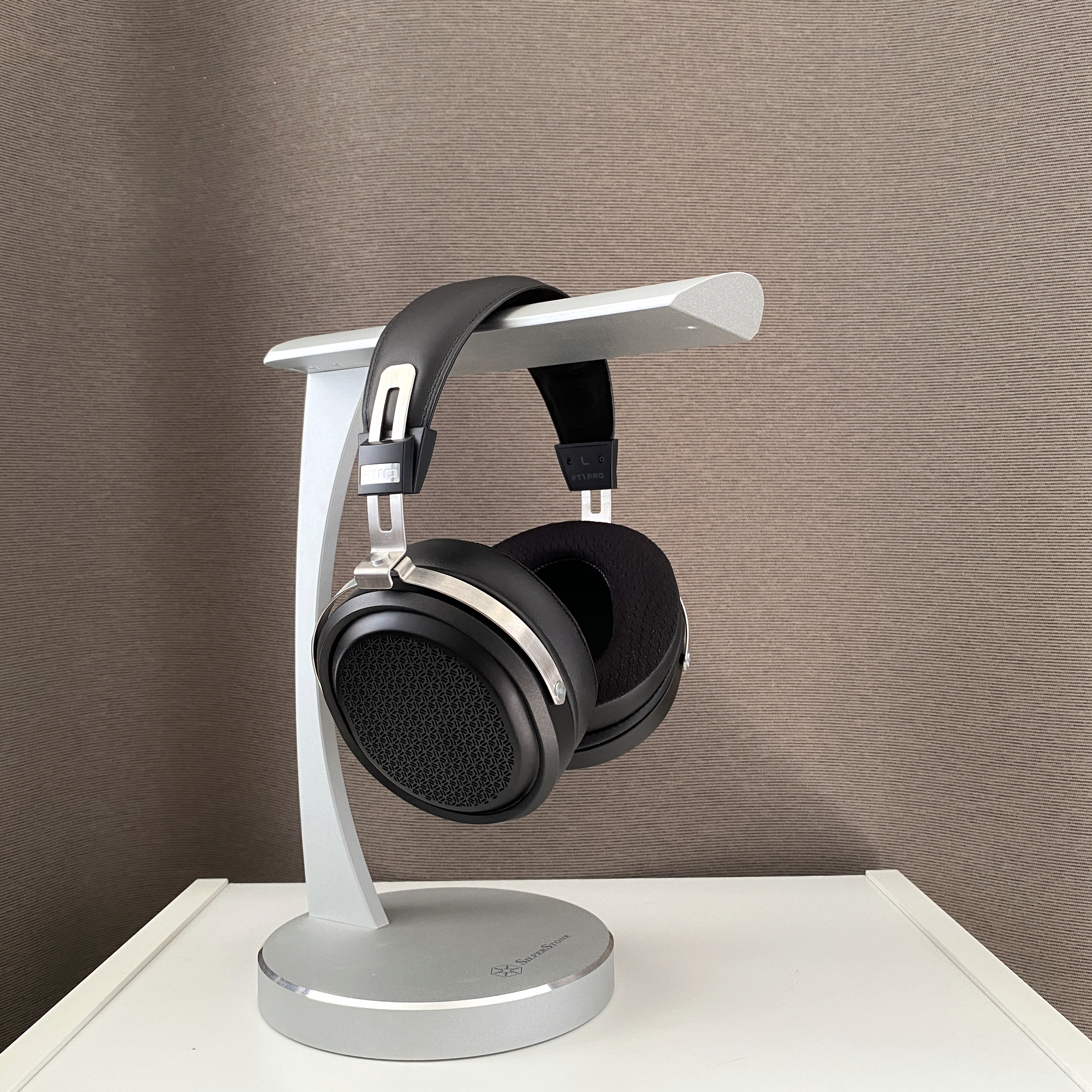 Review of Fiio FT1 Pro: a neutral planar contender – unheardlab.com