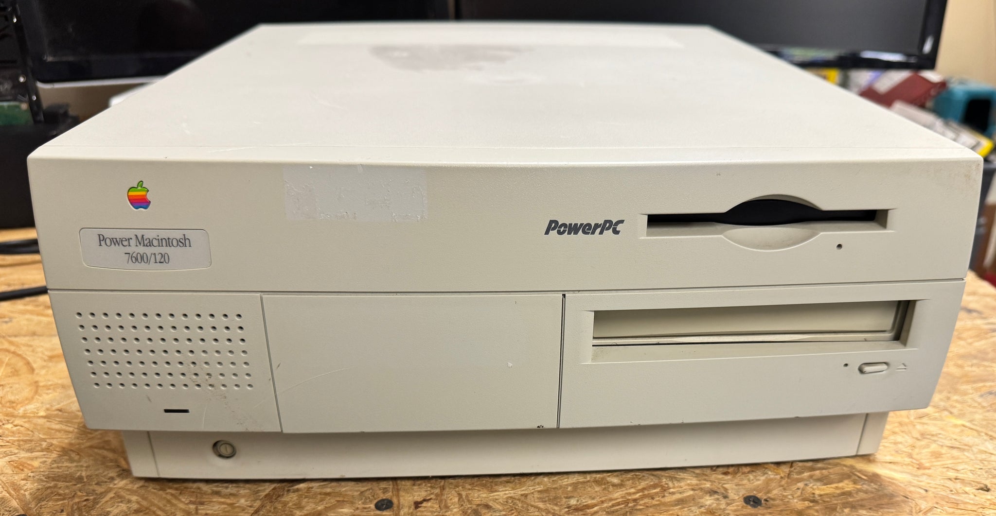 Apple Power Macintosh 7600/120 (M4631LL/A) – UNICOM, Inc.